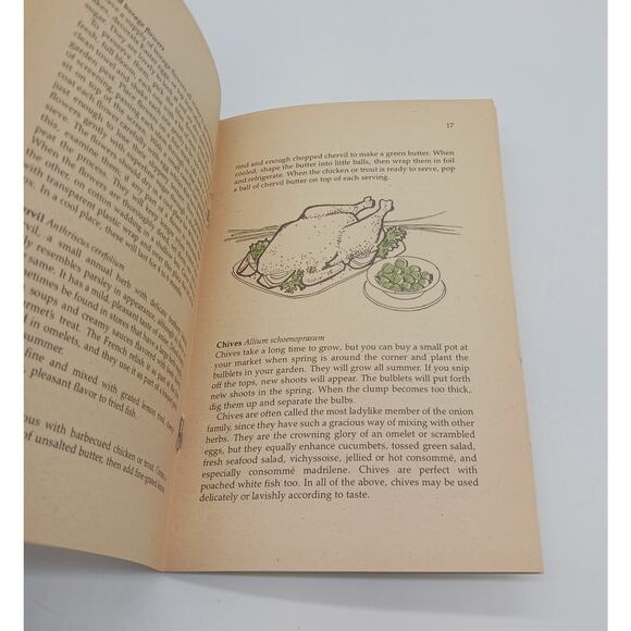 Vintage Booklet Cooking with Herbs Reader's Digest 1978 Recipes - Picture 6 of 8